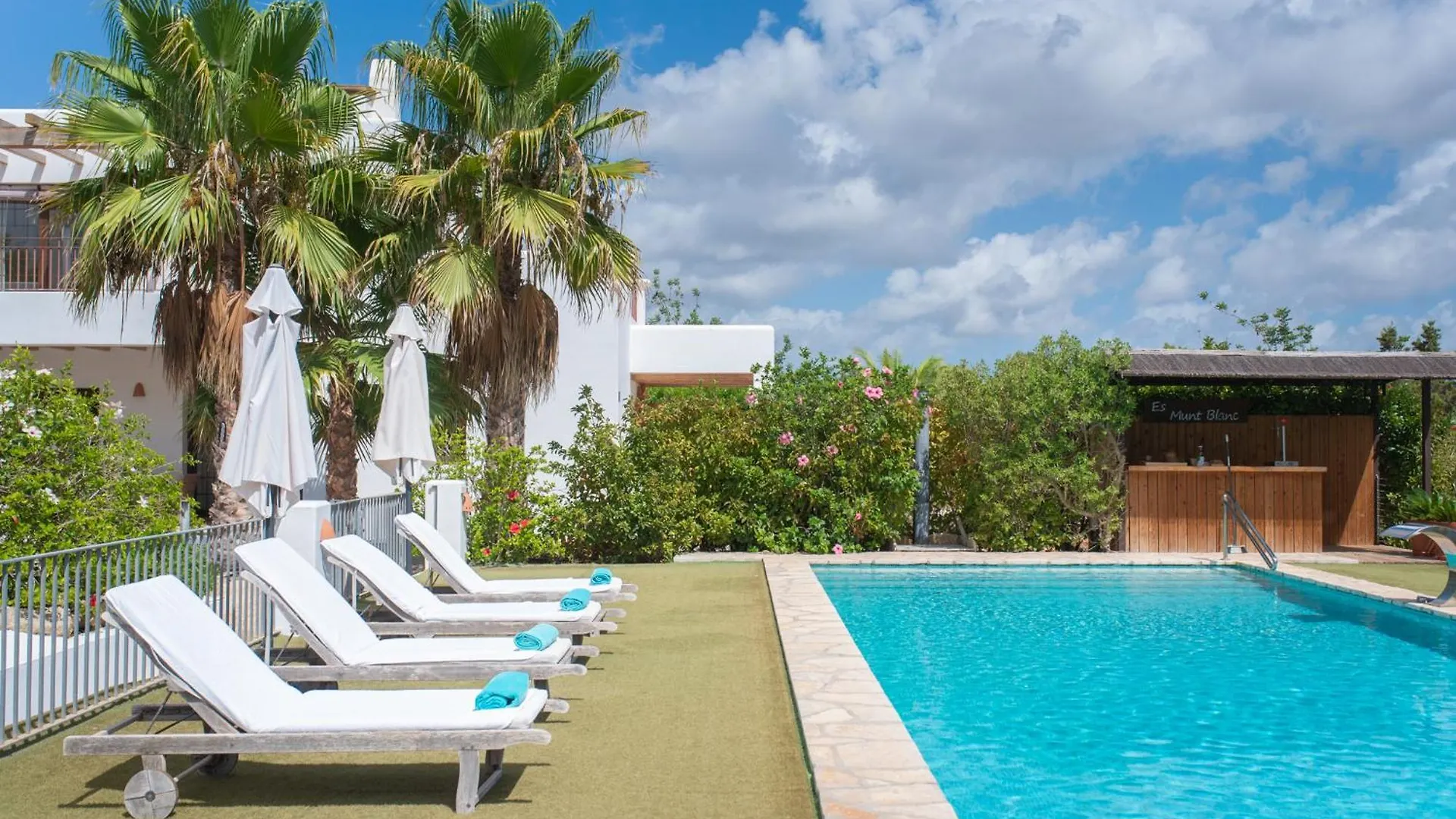 Villa Munt Blanc Ibiza Puig D'en Valls Spanien